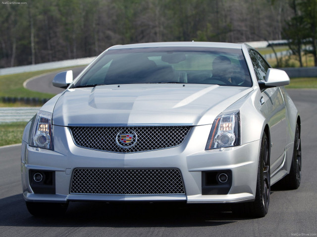 Cadillac CTS-V Coupe фото