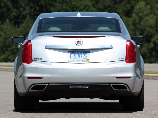 Cadillac CTS-V фото