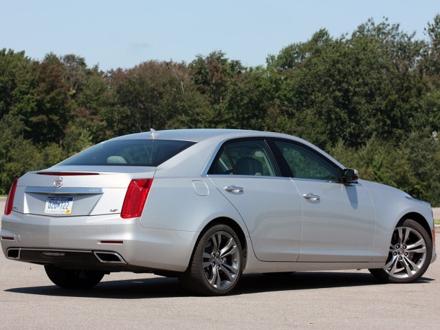 Cadillac CTS-V фото