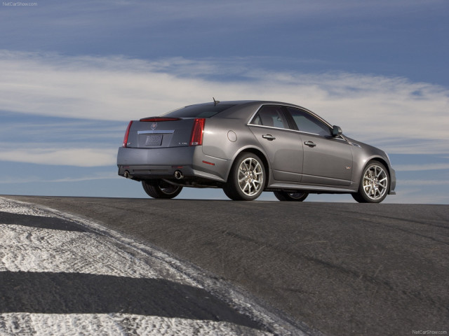 Cadillac CTS-V фото