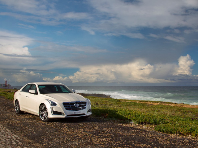 Cadillac CTS фото