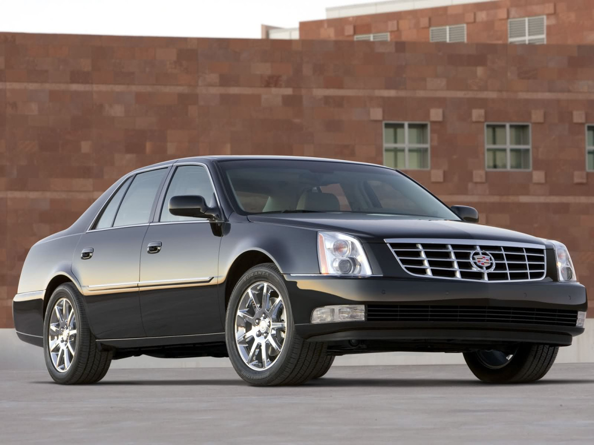 Cadillac DTS фото 21002