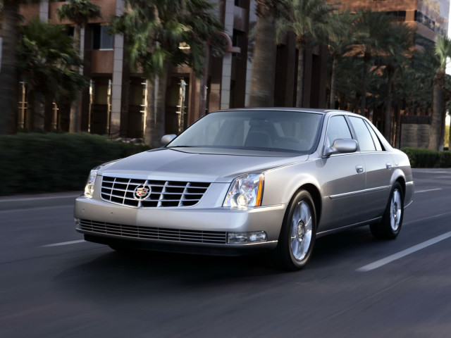 Cadillac DTS фото