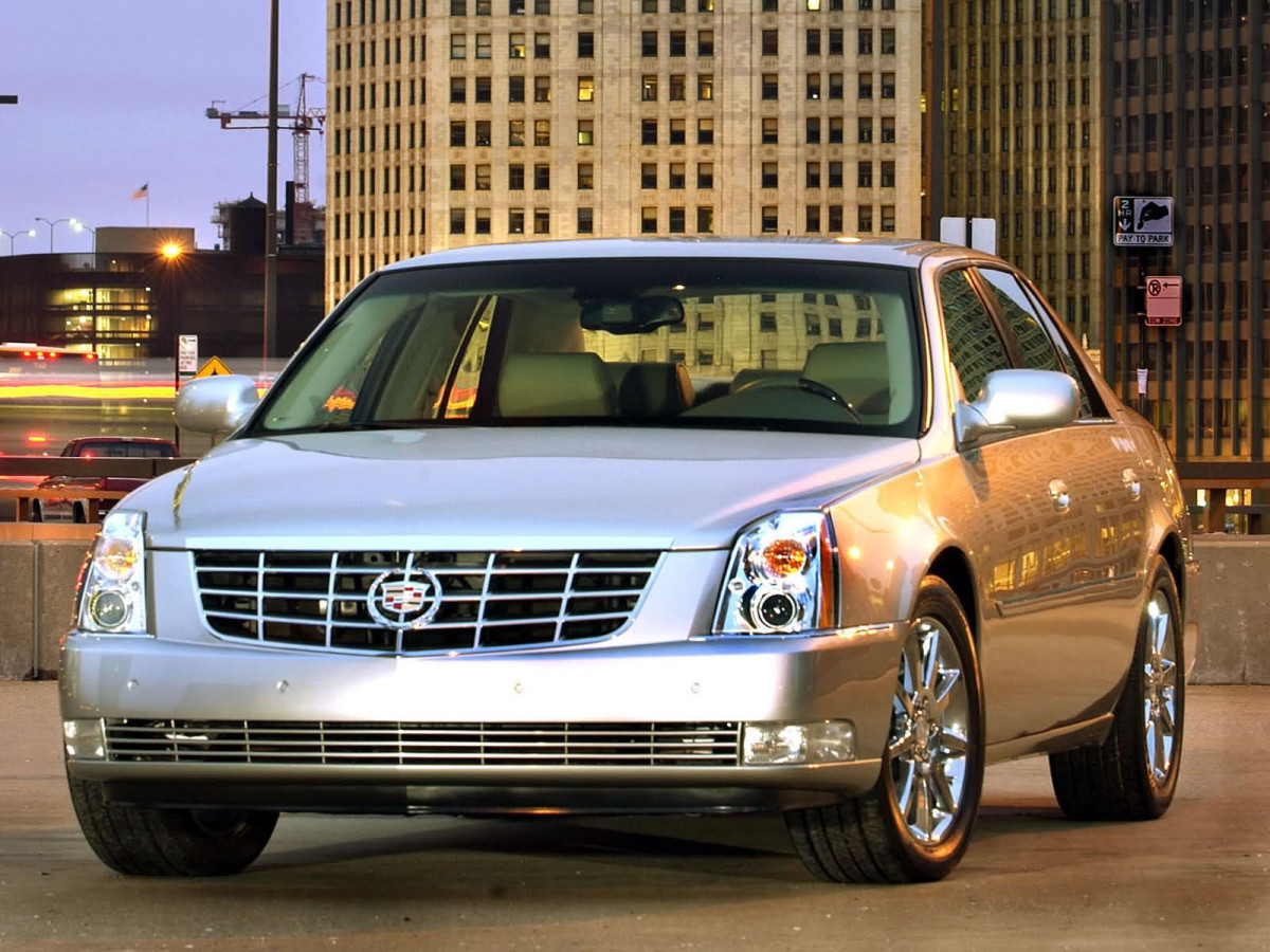 Cadillac DTS фото 21008