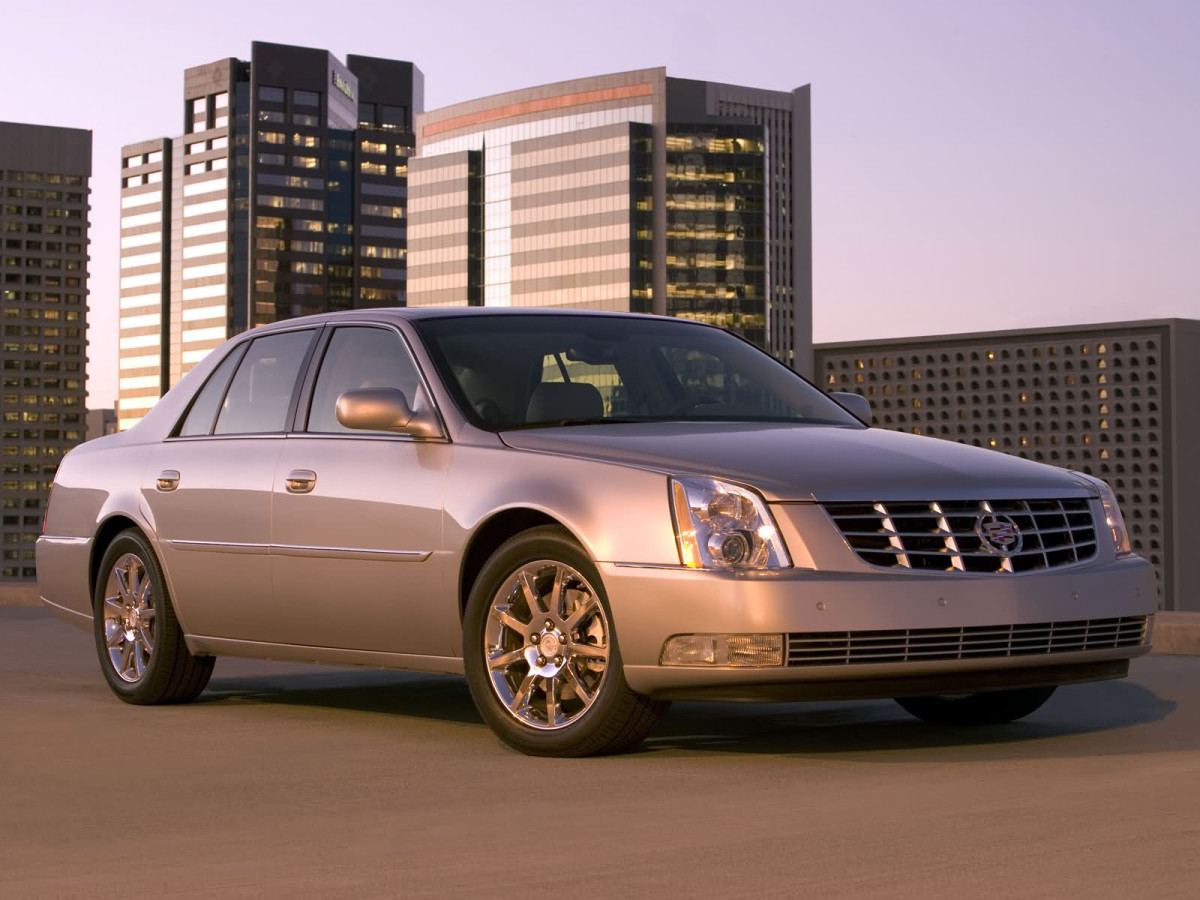 Cadillac DTS фото 21010