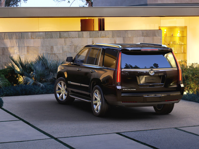 Cadillac Escalade фото