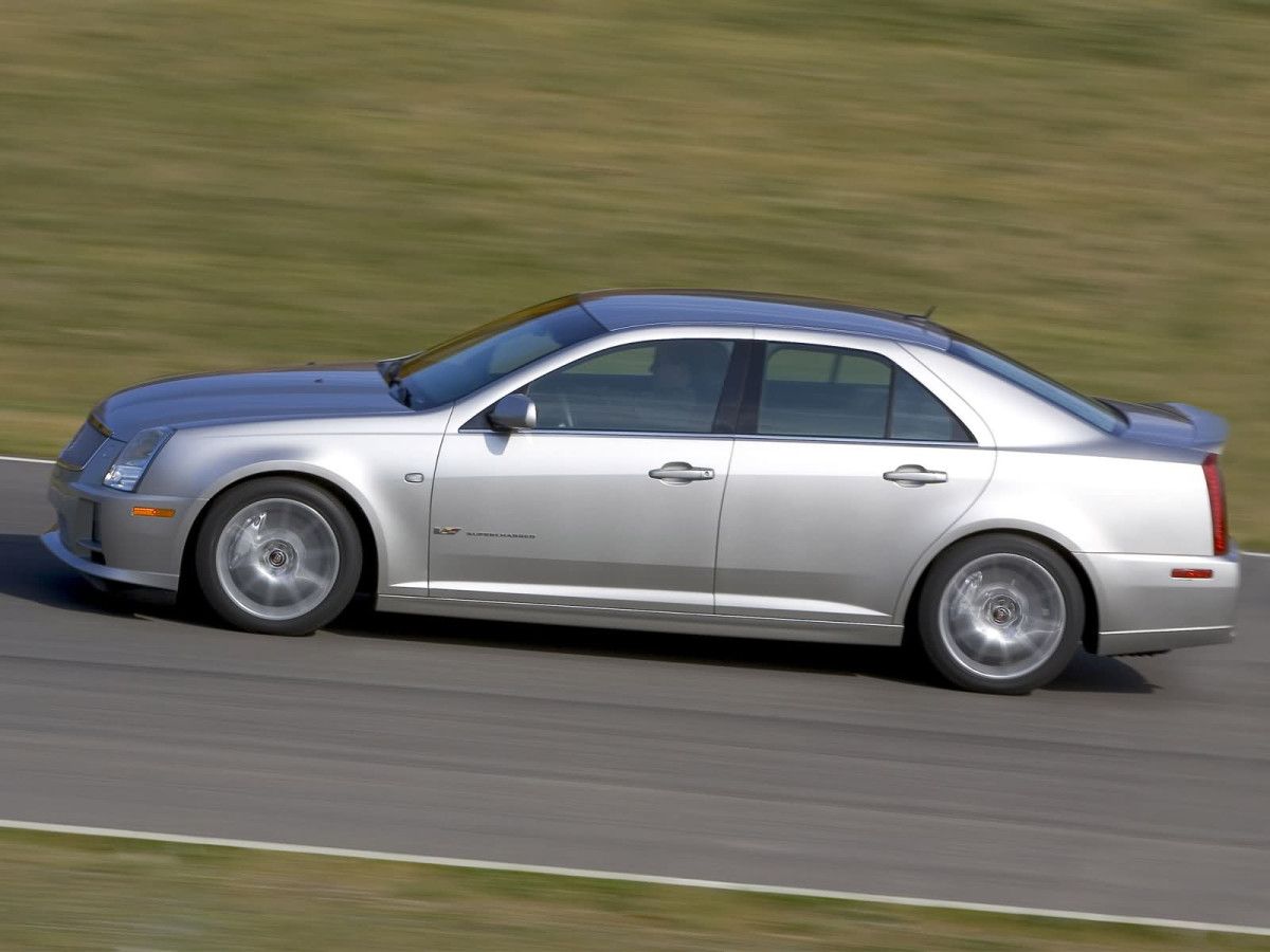 Cadillac STS-V фото 18790