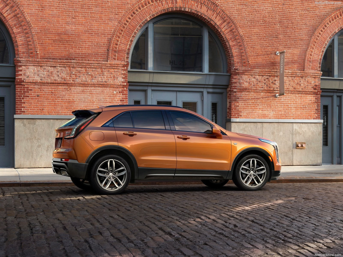 Cadillac XT4 фото 194153