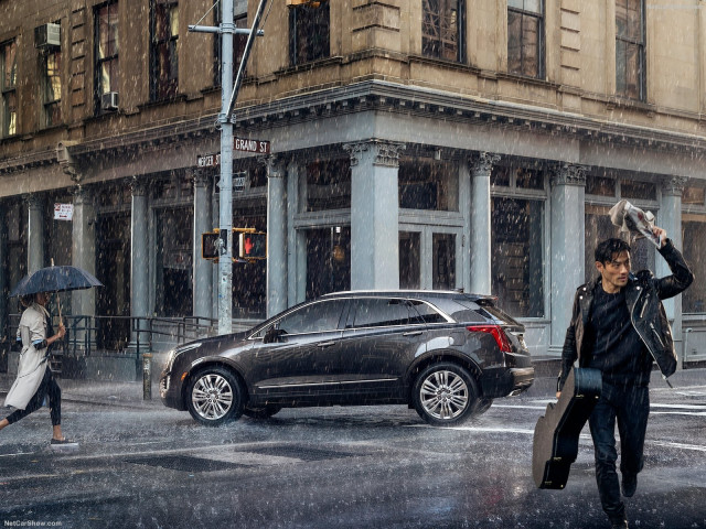 Cadillac XT5 фото