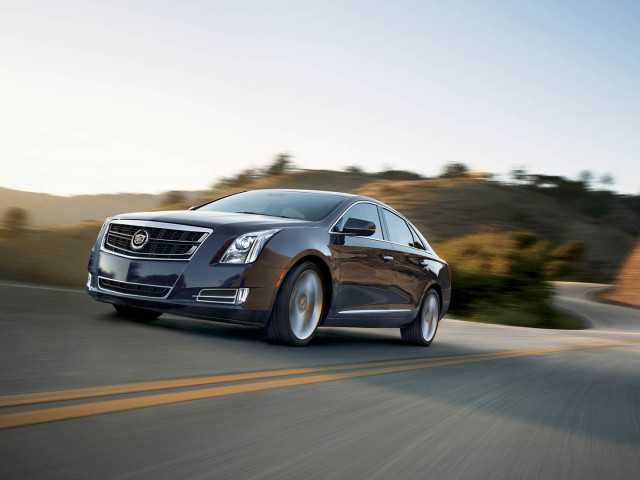 Cadillac XTS фото