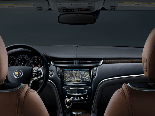 Cadillac XTS фото