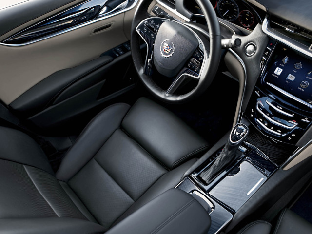 Cadillac XTS фото