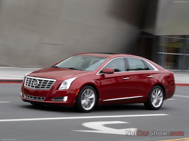 Cadillac XTS фото