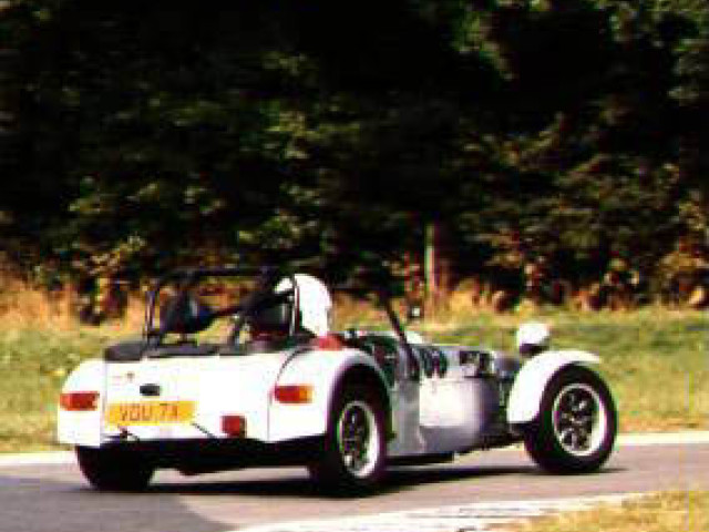 Caterham Seven фото