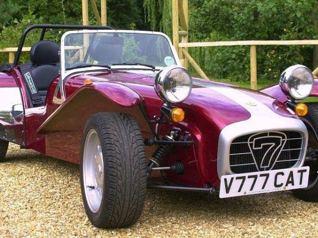 Caterham Super Seven фото