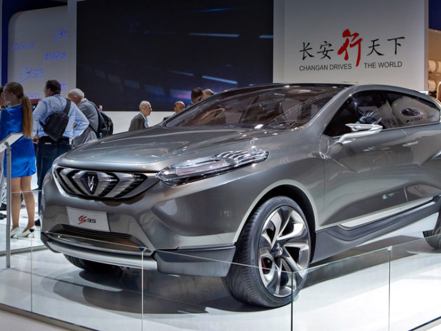 Changan CS95 фото