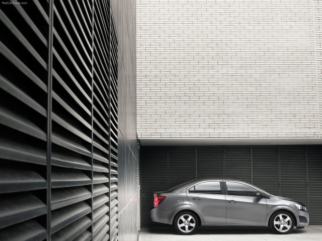 Chevrolet Aveo Sedan фото