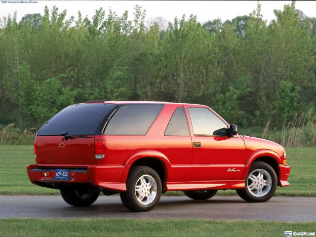 Chevrolet Blazer фото