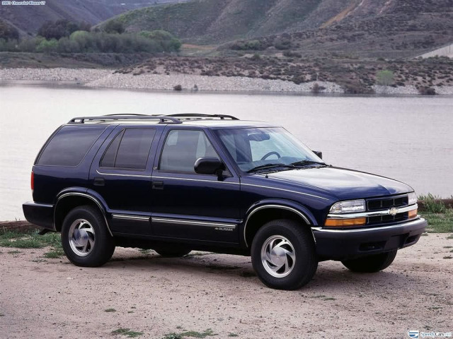 Chevrolet Blazer фото