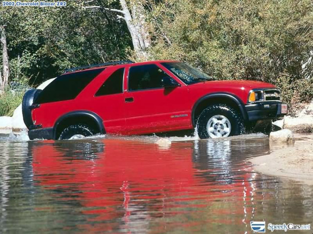 Chevrolet Blazer фото