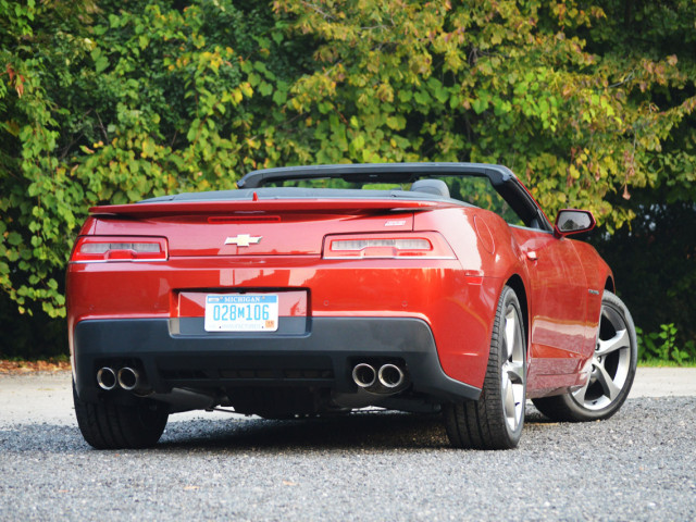 Chevrolet Camaro Convertible фото