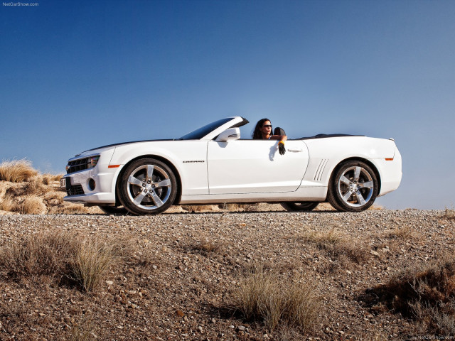 Chevrolet Camaro Convertible фото