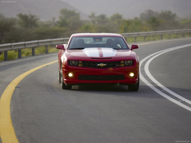 Chevrolet Camaro SS фото