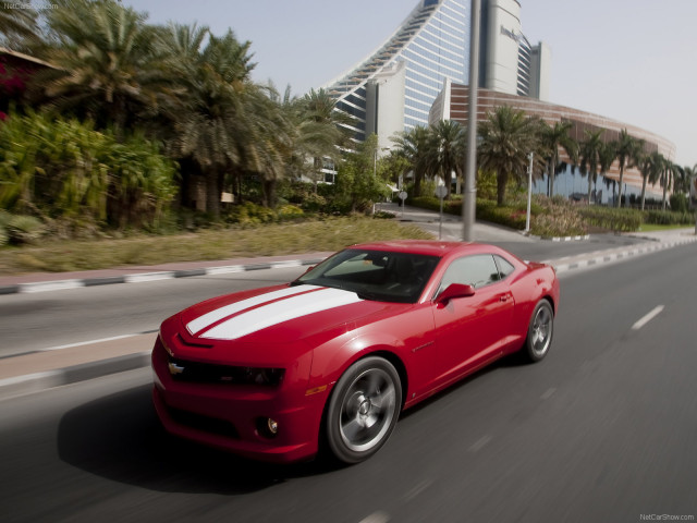 Chevrolet Camaro SS фото