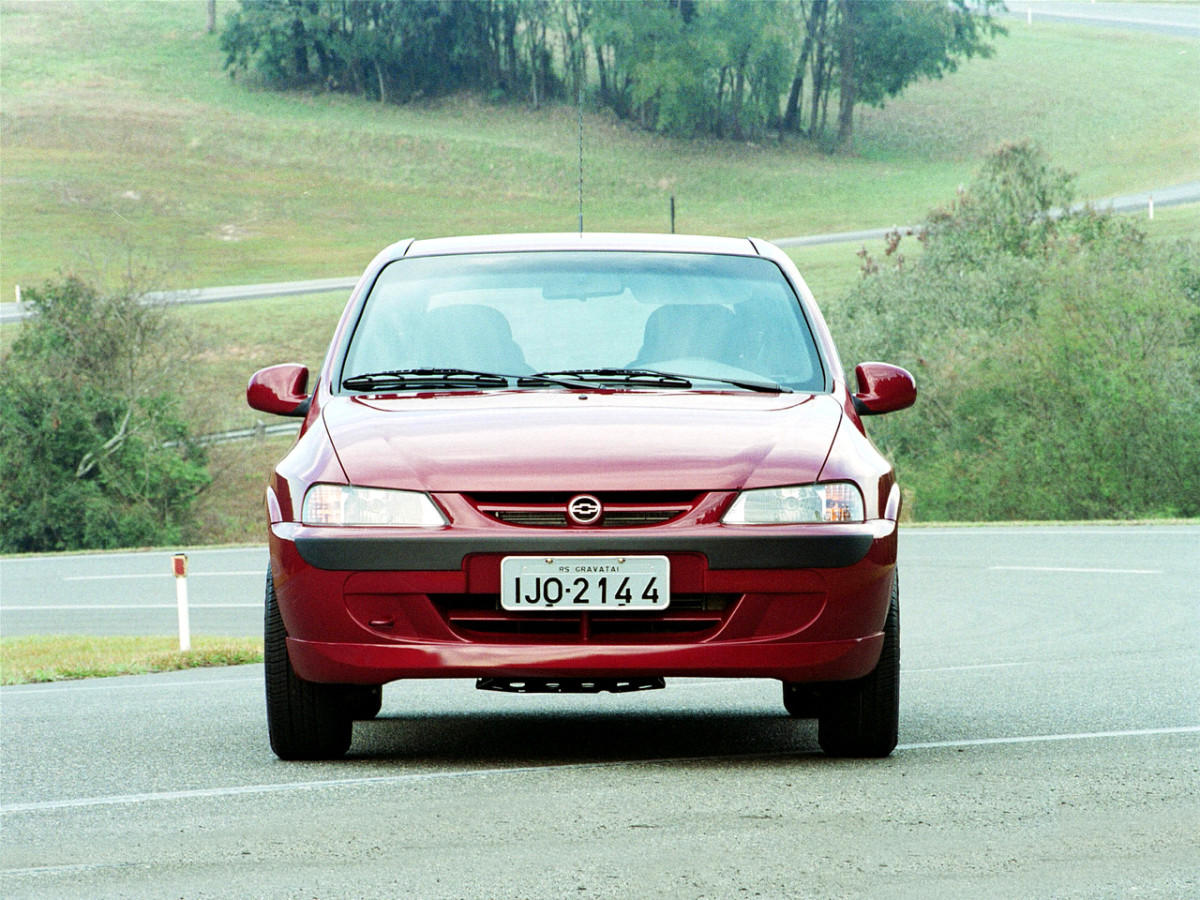 Chevrolet Celta фото 94291