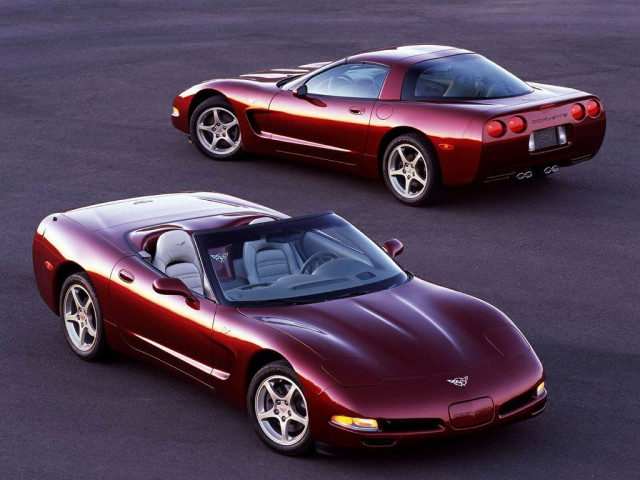 Chevrolet Corvette C5 фото