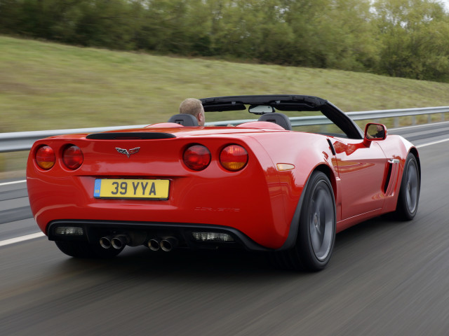 Chevrolet Corvette C6 Convertible фото