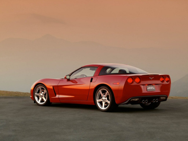 Chevrolet Corvette C6 фото