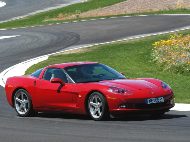 Chevrolet Corvette C6 фото