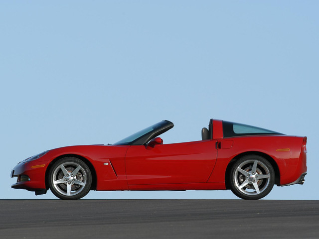 Chevrolet Corvette C6 фото