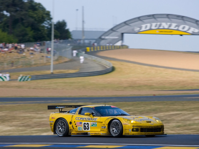 Chevrolet Corvette C6R фото