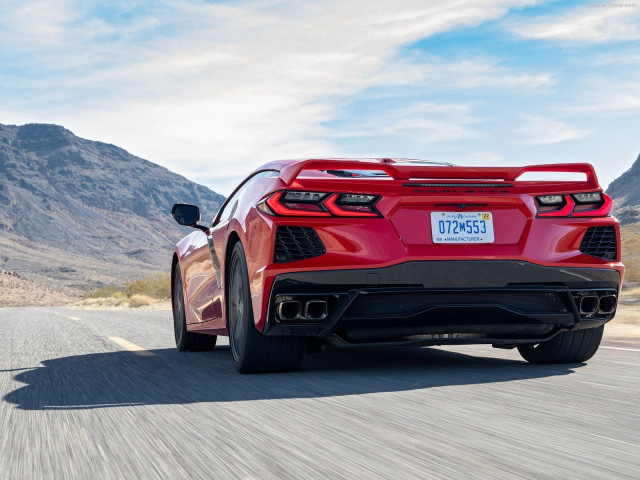 Chevrolet Corvette C8 Stingray фото