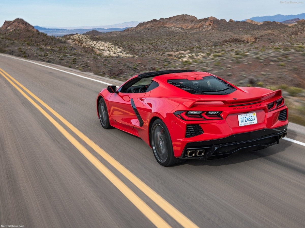 Chevrolet Corvette C8 Stingray фото 204234