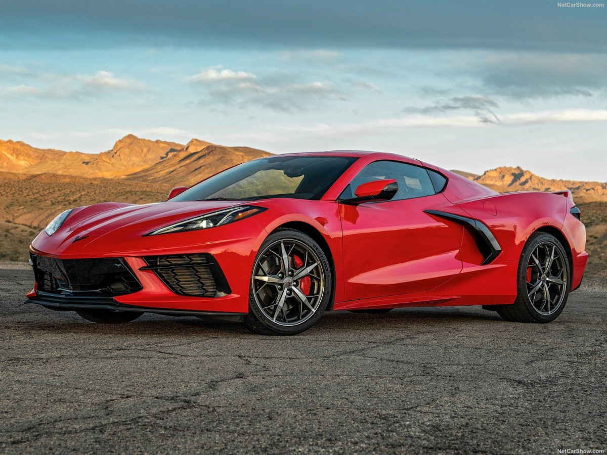 Chevrolet Corvette C8 Stingray фото 204243