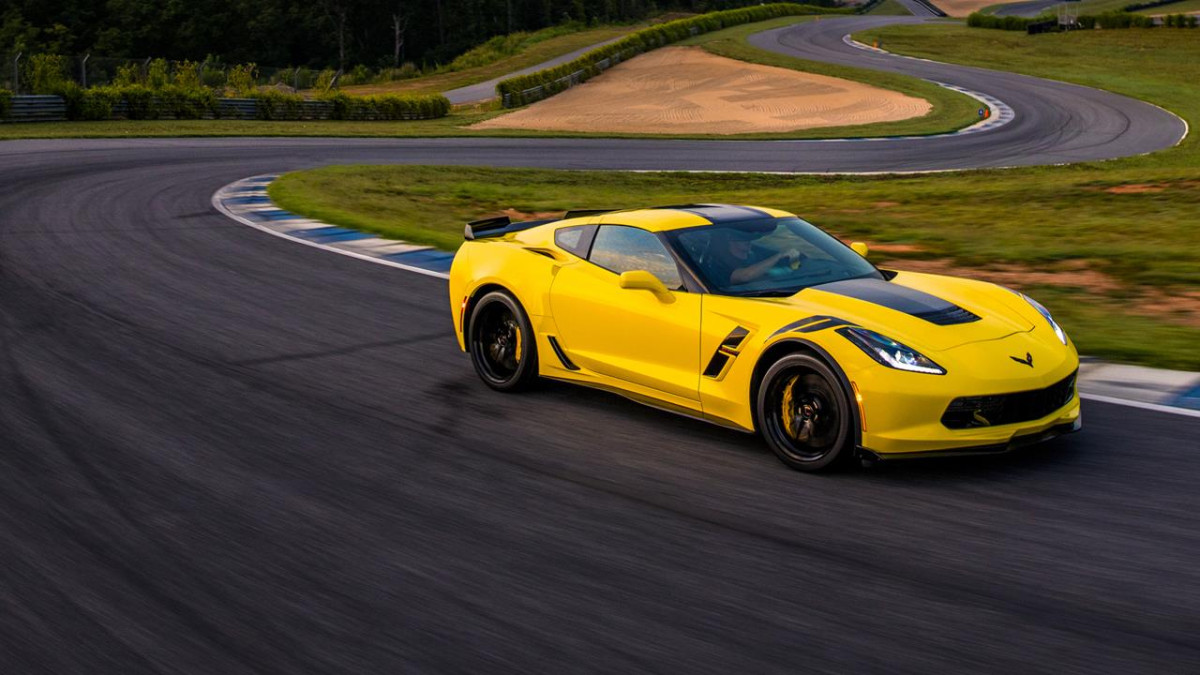 Chevrolet Corvette Grand Sport фото 173724