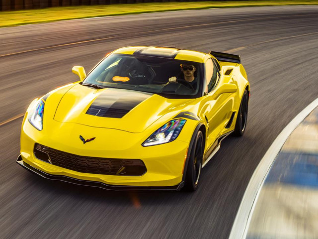 Chevrolet Corvette Grand Sport фото