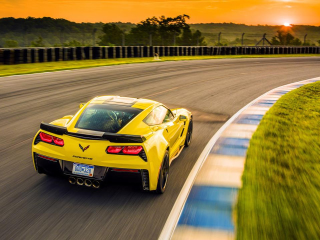 Chevrolet Corvette Grand Sport фото