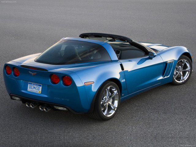 Chevrolet Corvette Grand Sport фото