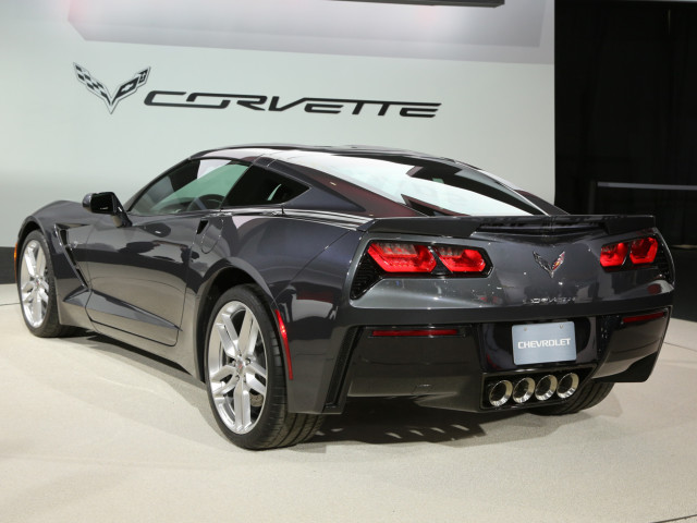 Chevrolet Corvette Stingray фото