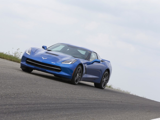 Chevrolet Corvette Stingray фото