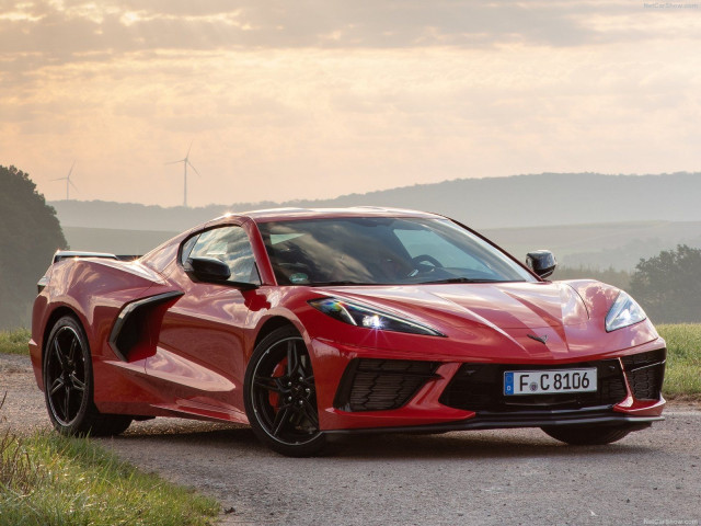 Chevrolet Corvette Stingray фото