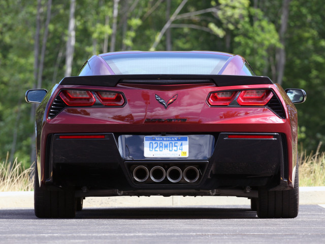 Chevrolet Corvette Z51 фото