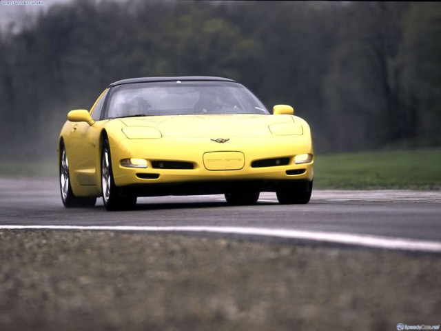 Chevrolet Corvette фото