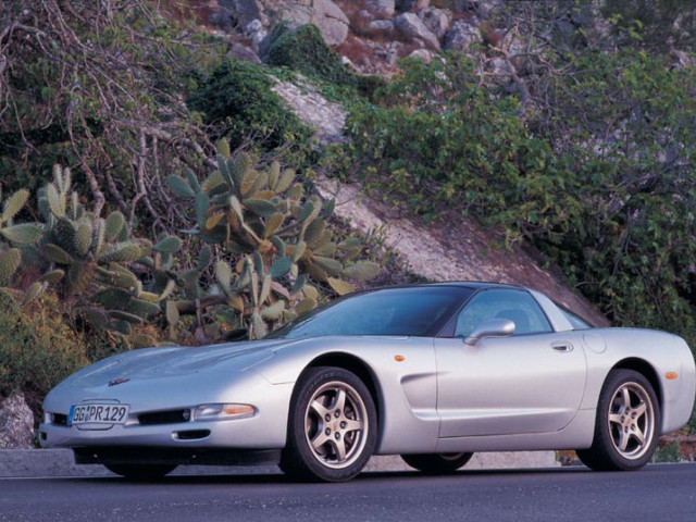 Chevrolet Corvette фото