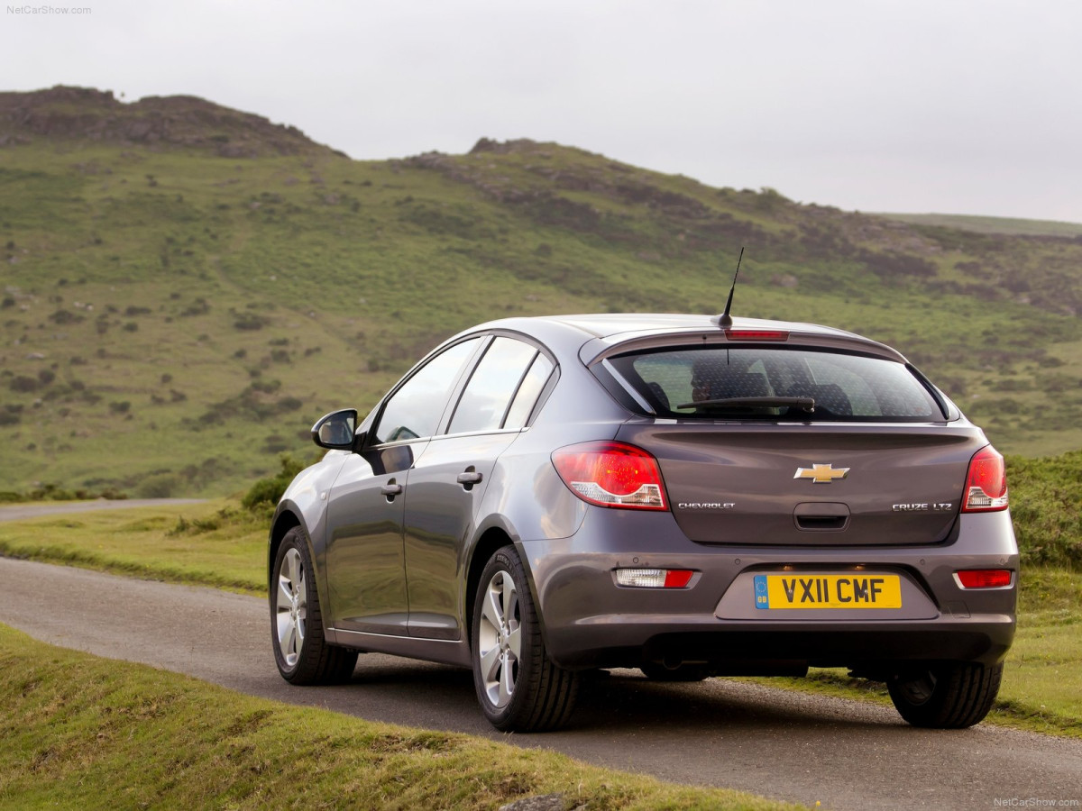 Chevrolet Cruze Hatchback фото 85970