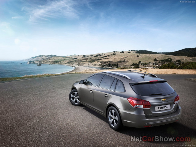 Chevrolet Cruze Station Wagon фото